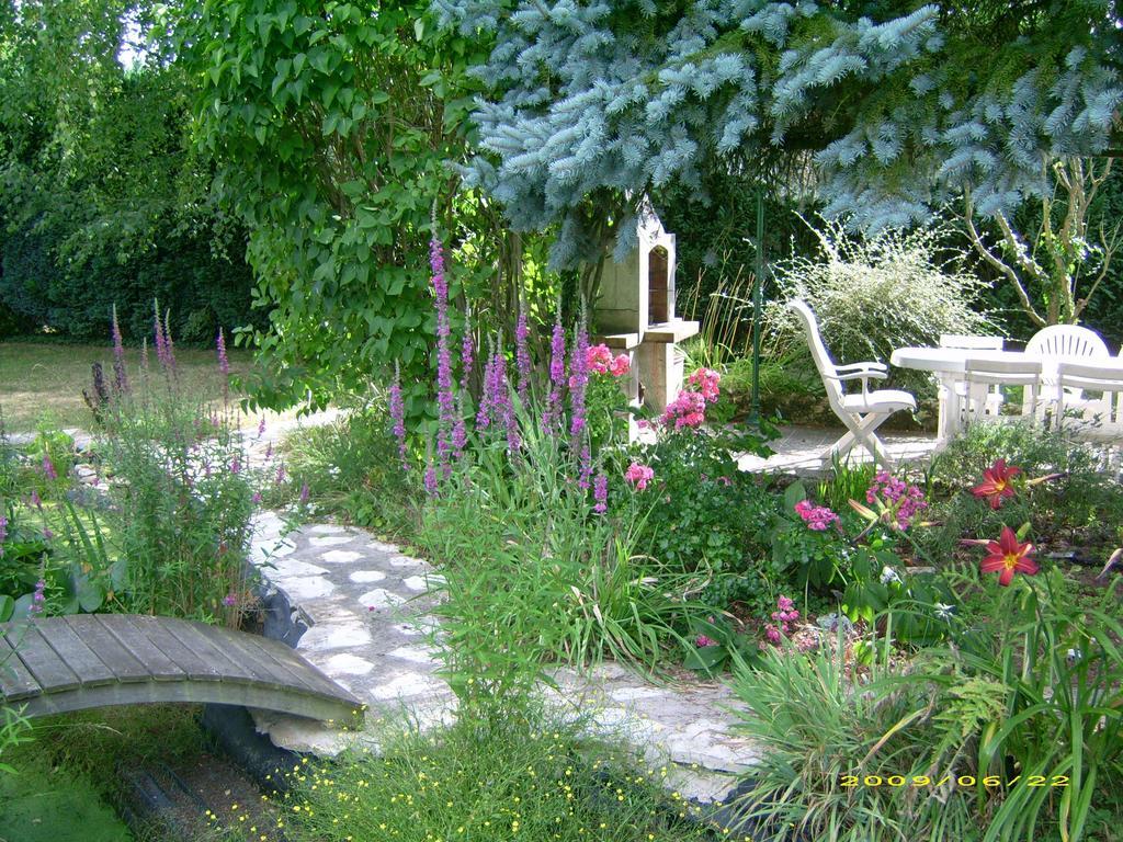 Les Nympheas, Appart Au Calme Et Grand Jardin A 15 Min De Disneyland, Crecy-la-Chapelle Exterior photo