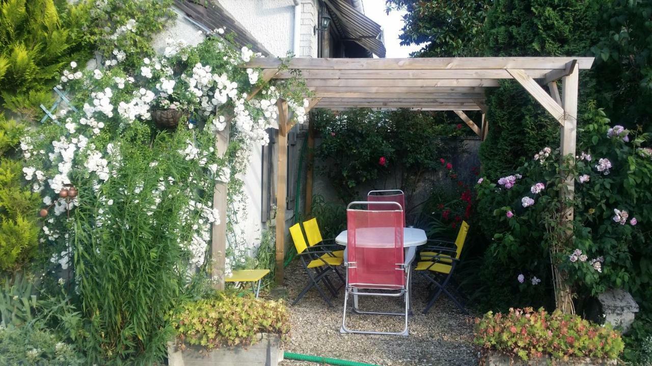 Les Nympheas, Appart Au Calme Et Grand Jardin A 15 Min De Disneyland, Crecy-la-Chapelle Exterior photo
